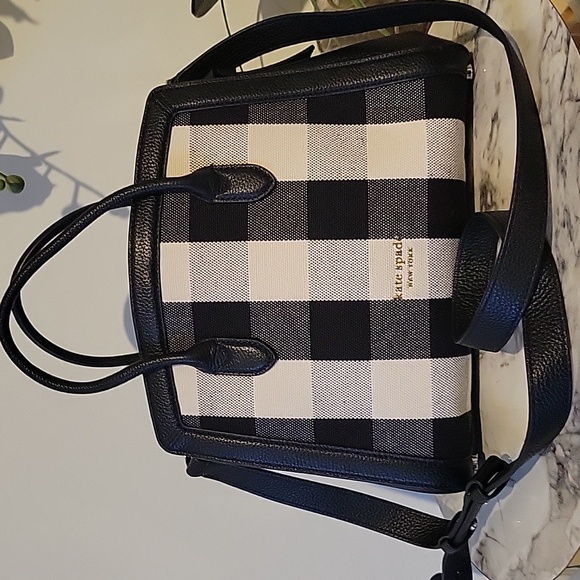 kate spade Handbags - NWOT Kate Spade Knott Gingham